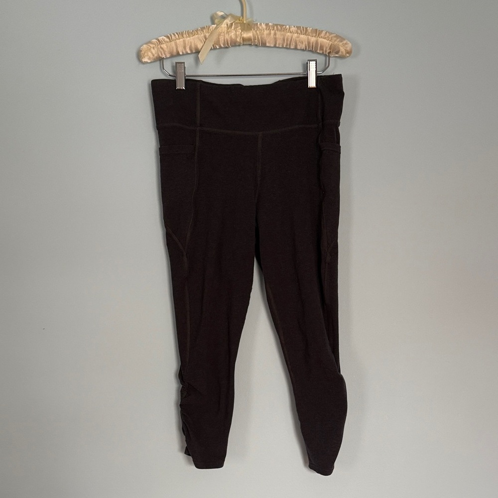 Pact Charcoal Capri-Length Leggings